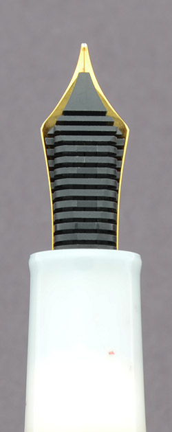 Sailor Yukitsubaki Pro Gear Slim 